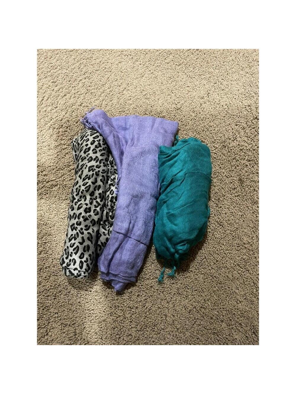 Lot of 3 scarves purple / emerald green/ gray animal print leopard